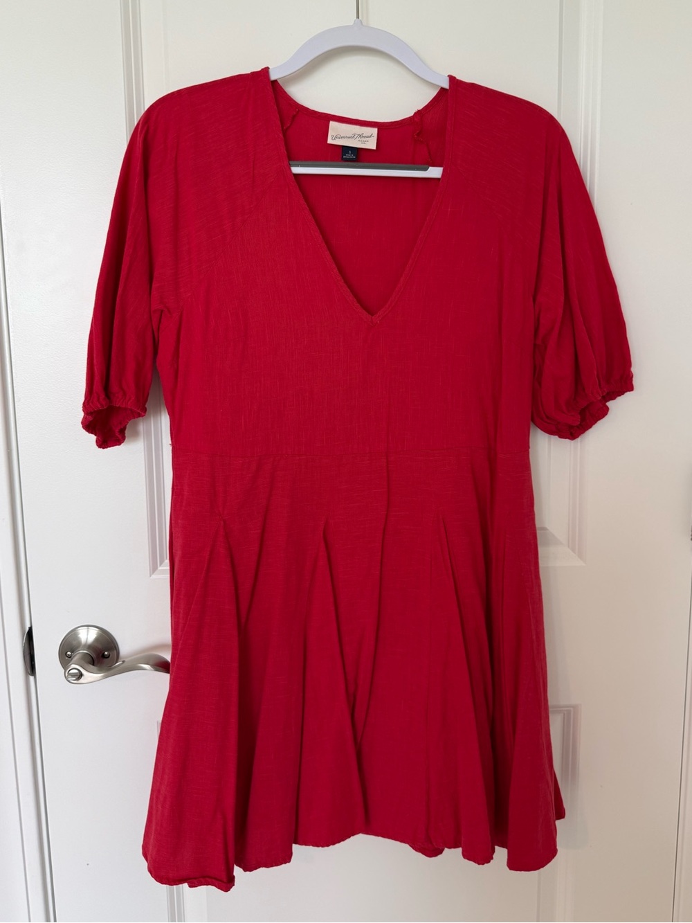 Universal Thread Mini Mid Sleeve Flowy Red Dress